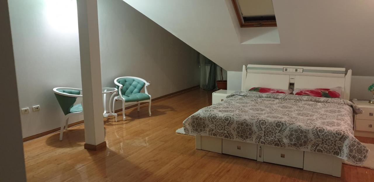 Vila Roxy โปยานาบราซอฟ ภายนอก รูปภาพ